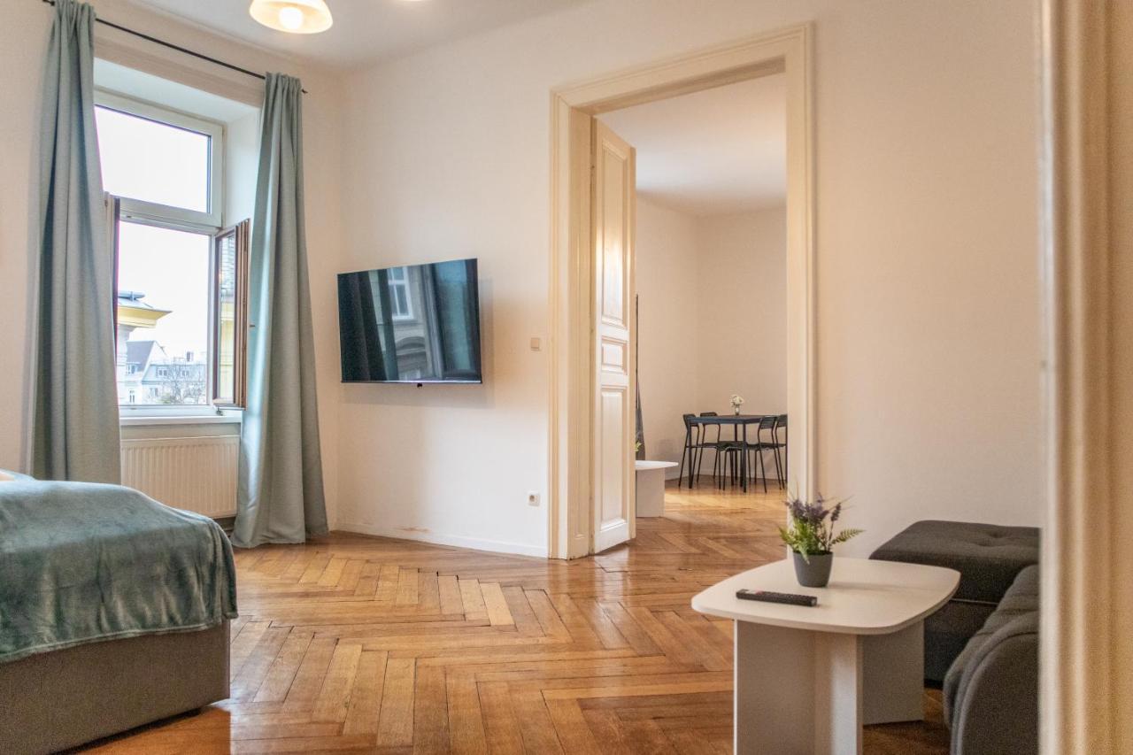 Roomy 2Br Apt. Near Akh -Perfect For Longstays Βιέννη Εξωτερικό φωτογραφία